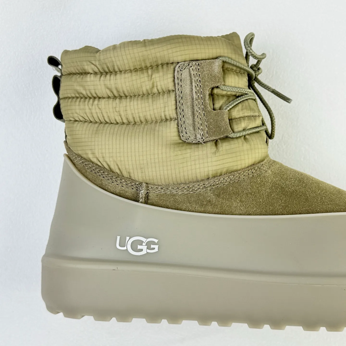 Pick up locally 💰760 Core recommendation Good price Size correction Men's and women's shoes UGG Mini Lace-Up Weather dual-purpose detachable winter neutral snow boots 1120849 Overseas shopping high-end retail version Combination midsole is lightweight and non-slip Real sheep fur integrated Size: 35 36 37 38 39 40 41 42 43 44 45 46